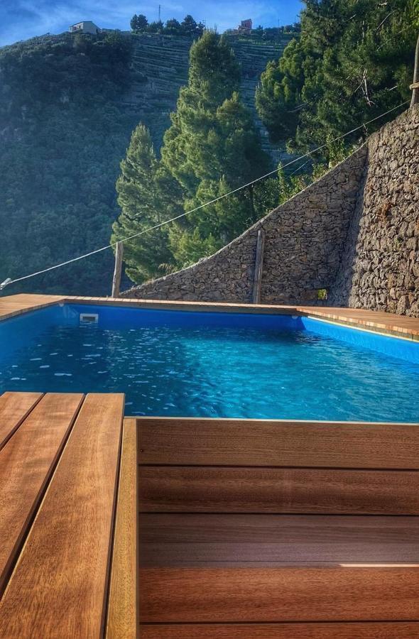 Villa Anna Майори Екстериор снимка