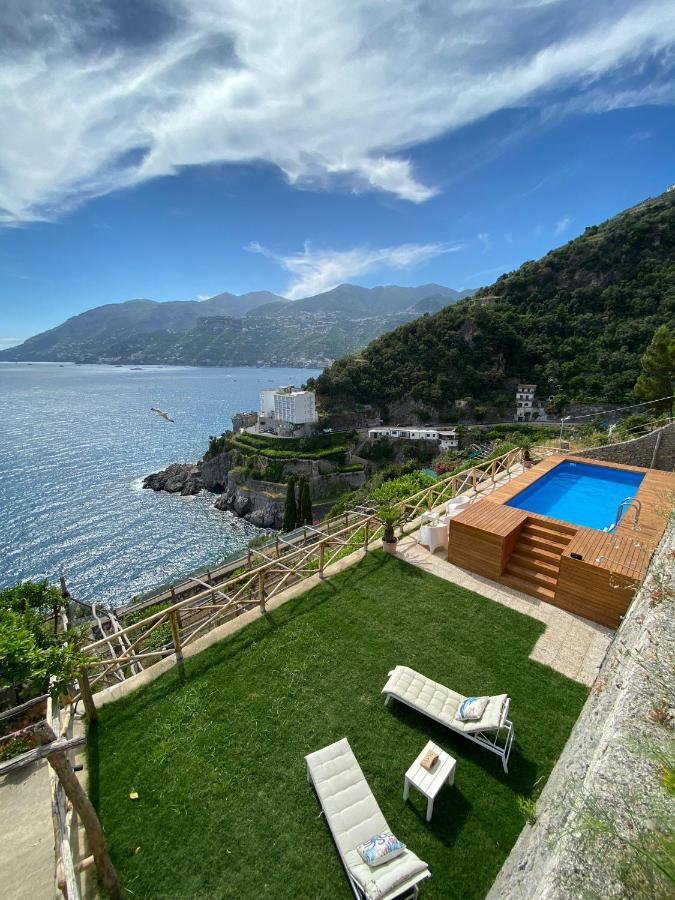 Villa Anna Майори Екстериор снимка